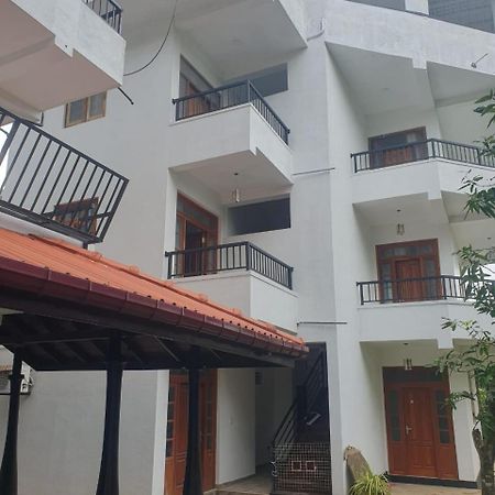 Ravi Place Unawatuna Exterior foto